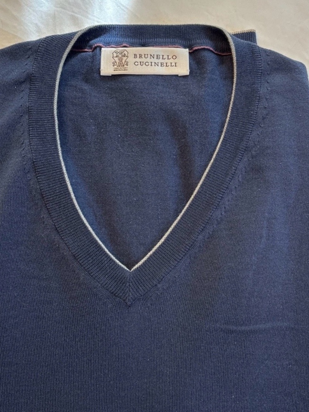 Brunello Cucinelli 💯 Cotton V Neck Navy Sweater with Contrast Trim Sz 54/XL - Picture 2 of 11